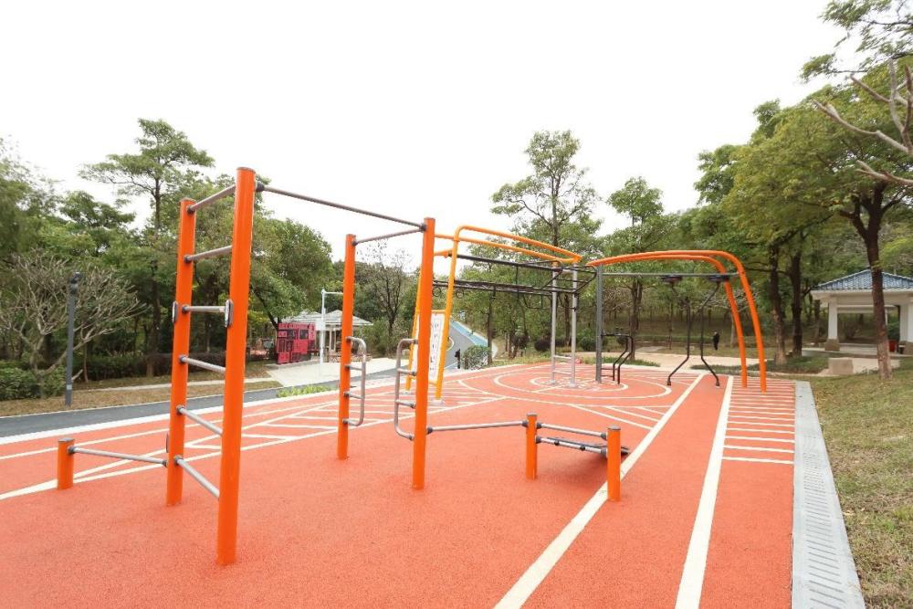 聚龍山生態公園煥新康體設備，春節邀您共享山林健身與親子時光